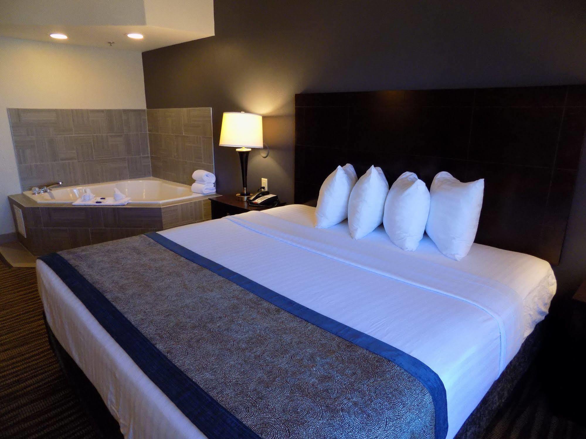 Best Western Augusta West Exterior photo