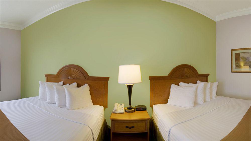 Best Western Augusta West Exterior photo